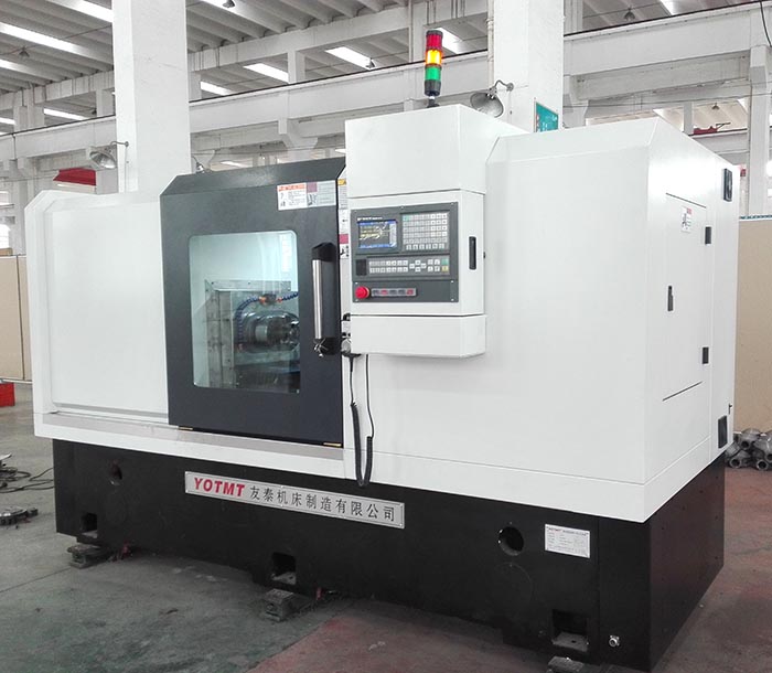 電動(dong)三輪車後橋數(shù)控專用機床側(ce)面圖2