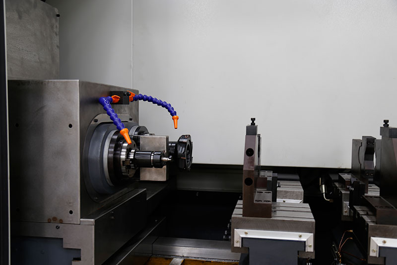 曲軸銑打(da)機,銑端面打(dǎ)中心孔機床(chuang)刀具